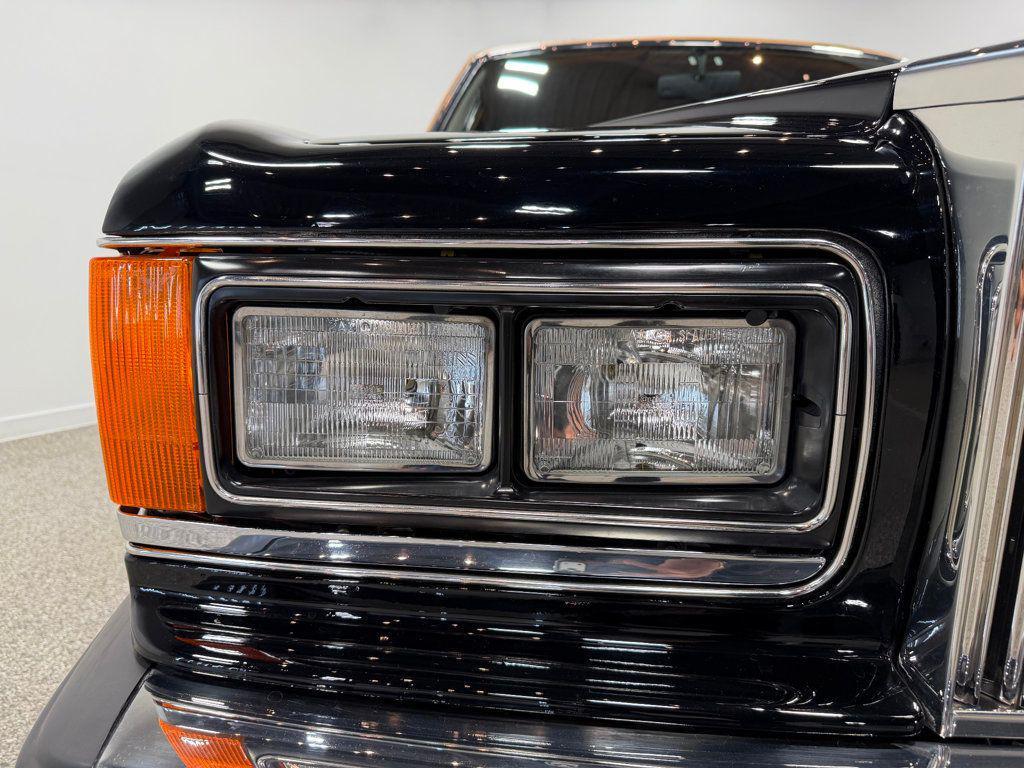 used 1993 Rolls-Royce Silver Spur car, priced at $59,999