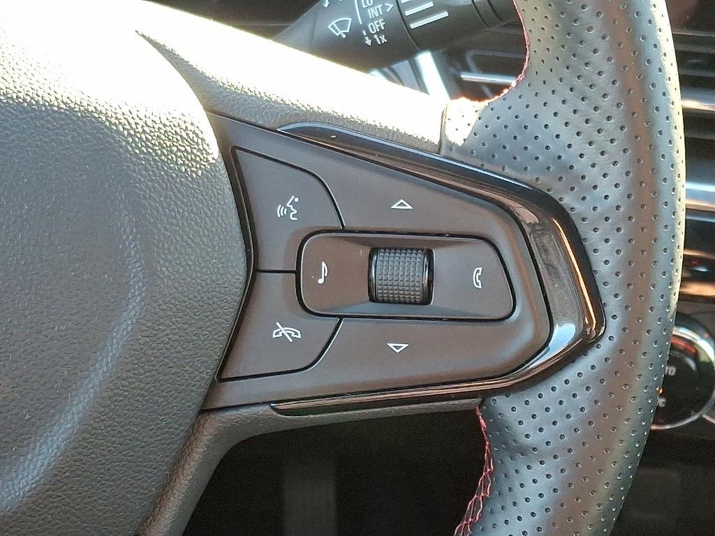 used 2025 Chevrolet Trax car, priced at $24,899