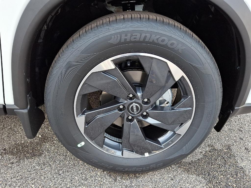 new 2026 Nissan Rogue car, priced at $31,027