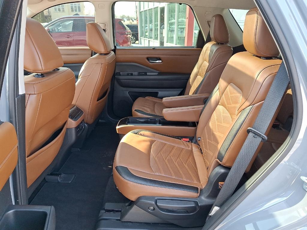 used 2022 Nissan Pathfinder car, priced at $32,999