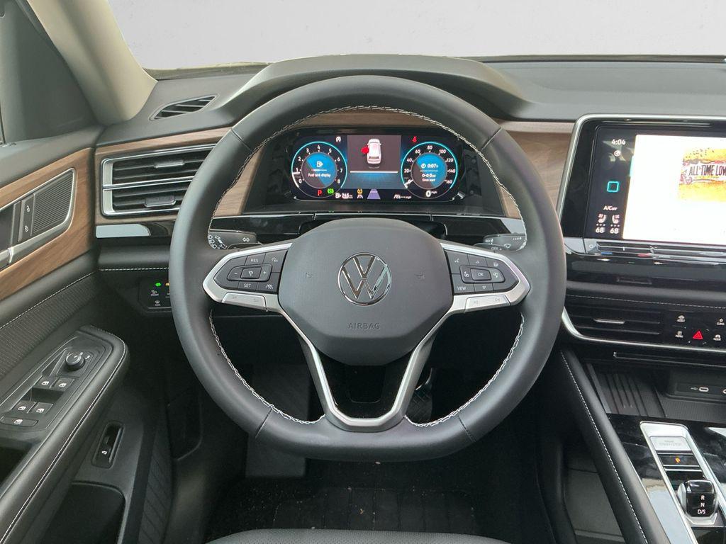 new 2025 Volkswagen Atlas car, priced at $44,155