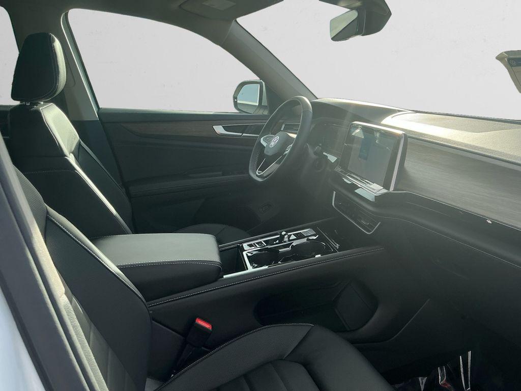 new 2026 Volkswagen Atlas car, priced at $46,437