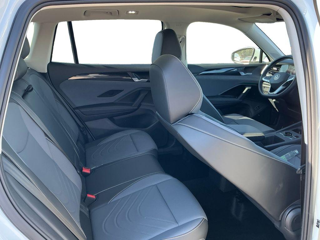 new 2026 Volkswagen Tiguan car, priced at $34,036