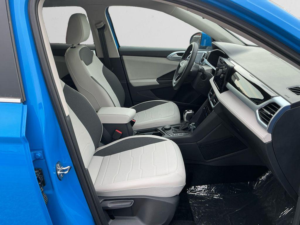 new 2025 Volkswagen Taos car, priced at $32,370