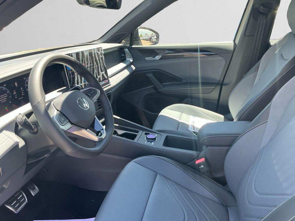 new 2026 Volkswagen Tiguan car, priced at $37,089