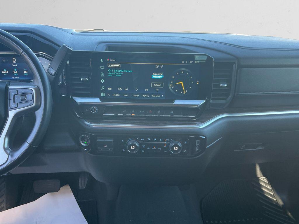 used 2025 Chevrolet Silverado 1500 car, priced at $40,752