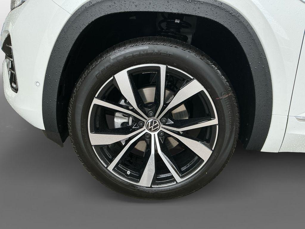 new 2026 Volkswagen Atlas car, priced at $51,977