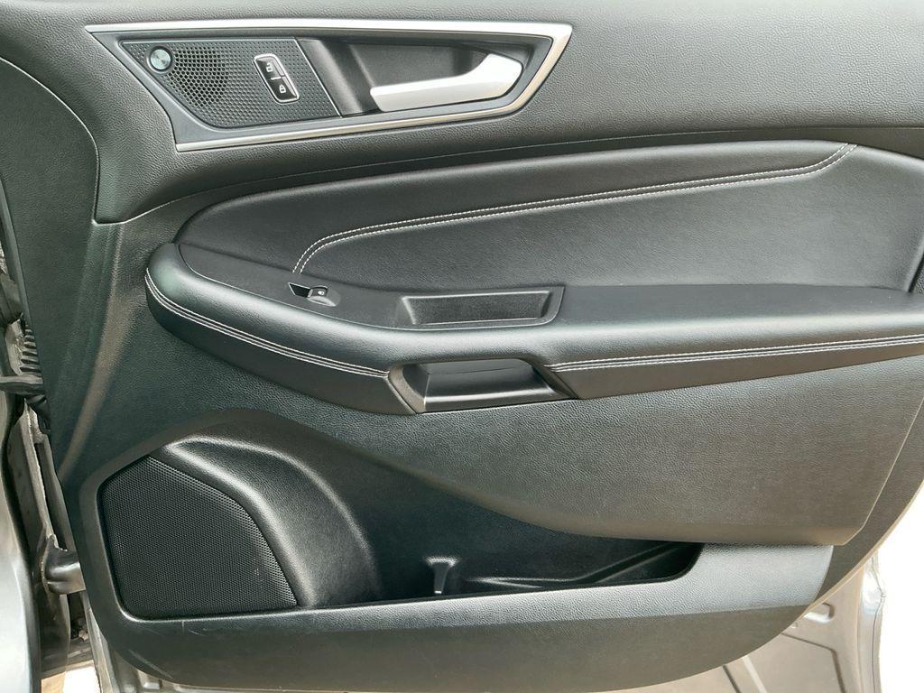 used 2024 Ford Edge car, priced at $21,440