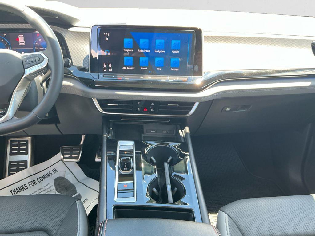 used 2024 Volkswagen Atlas car, priced at $37,360