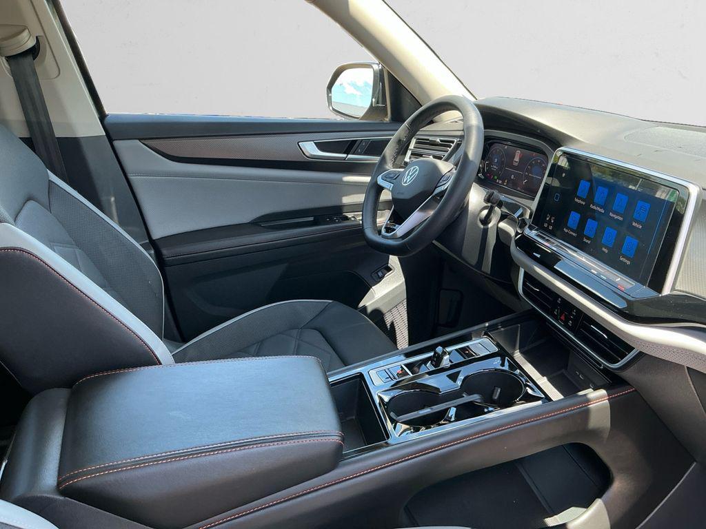 used 2024 Volkswagen Atlas car, priced at $37,360