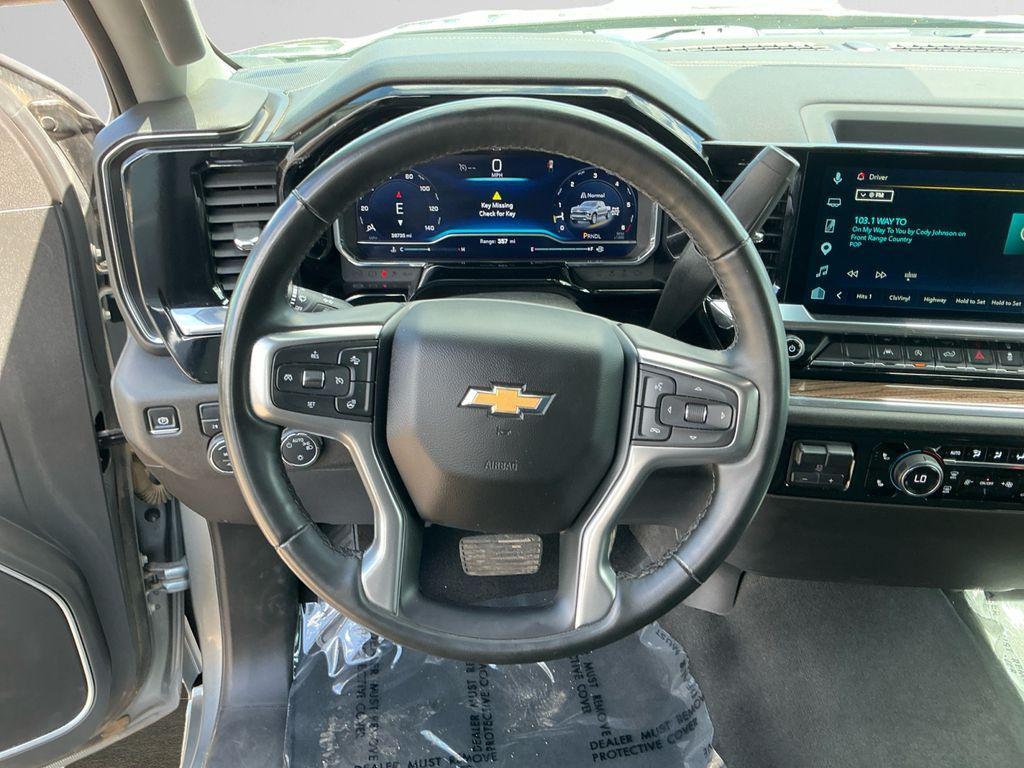 used 2025 Chevrolet Silverado 1500 car, priced at $40,895