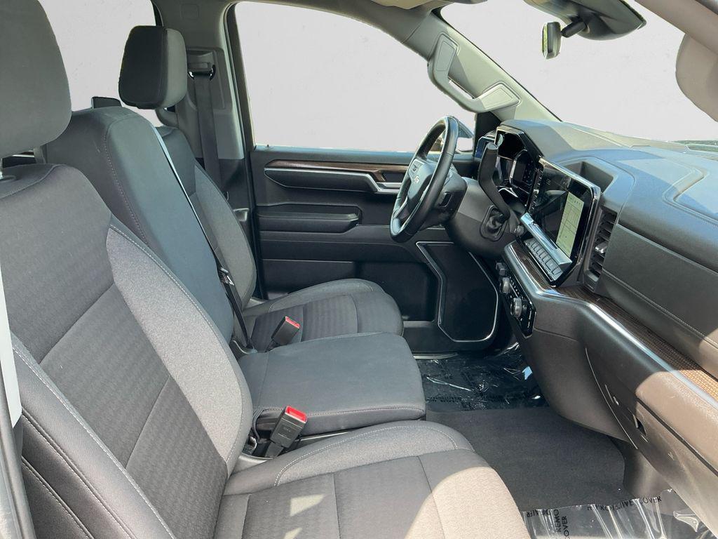 used 2025 Chevrolet Silverado 1500 car, priced at $40,895