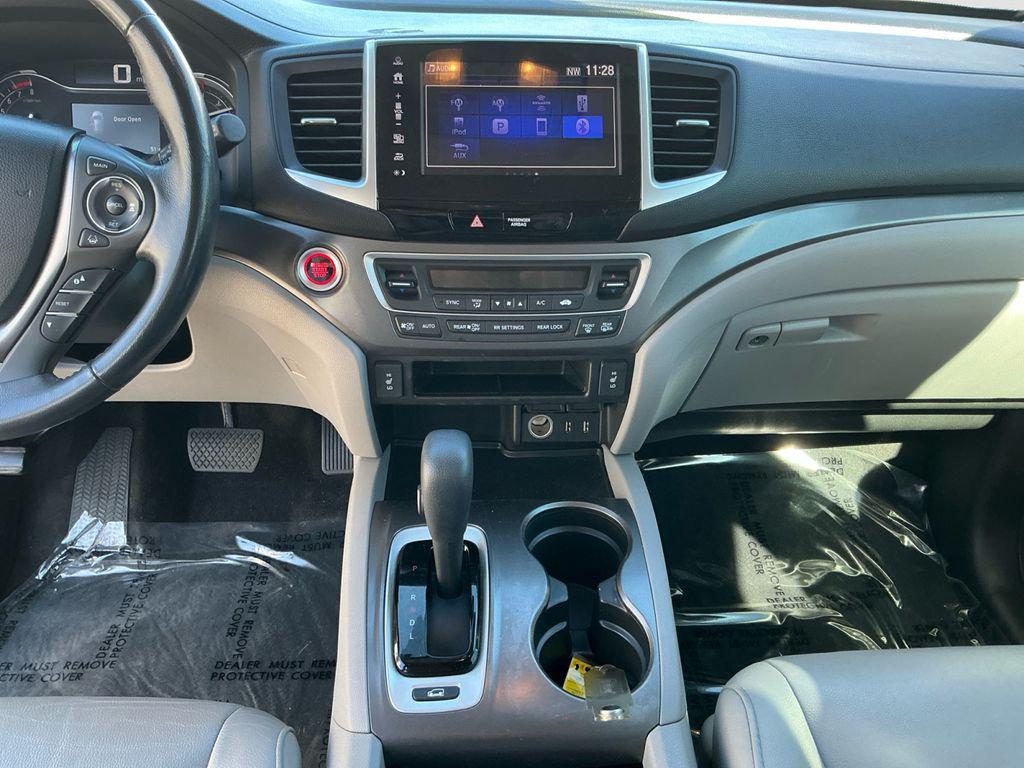 used 2018 Honda Pilot car, priced at $21,298