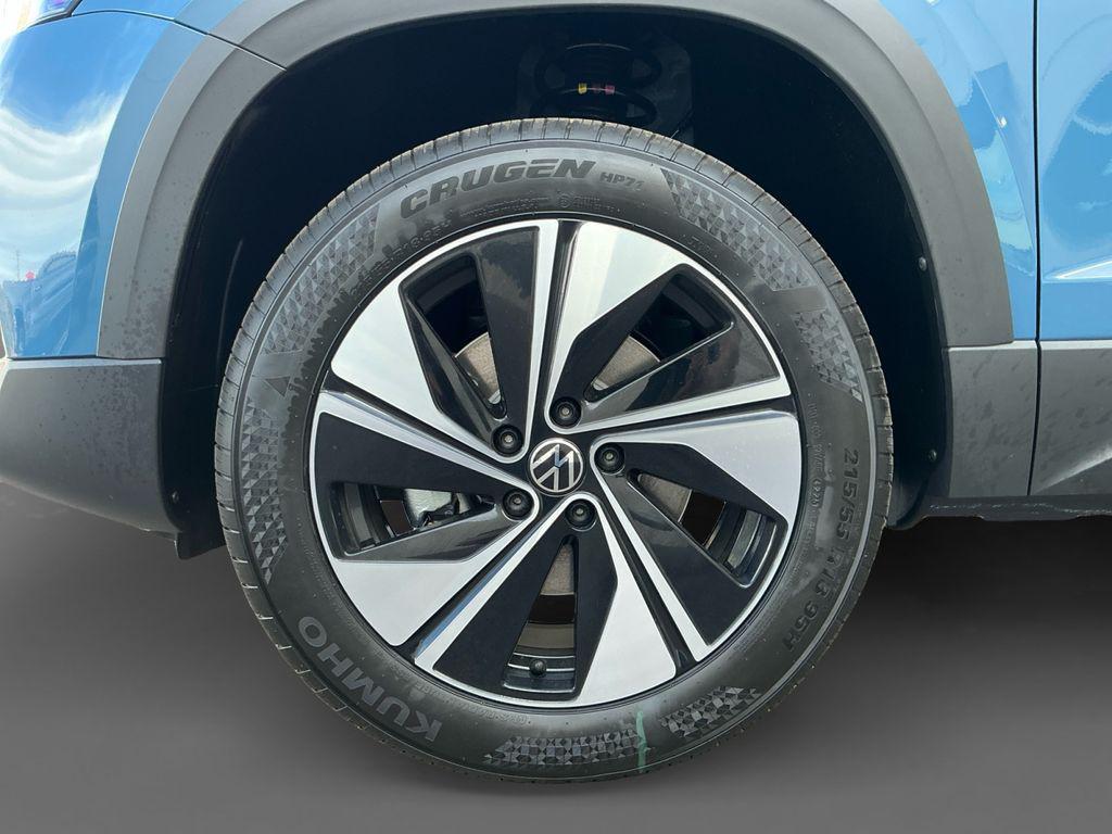 new 2026 Volkswagen Taos car, priced at $32,381