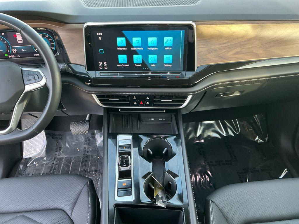 used 2025 Volkswagen Atlas car, priced at $29,999