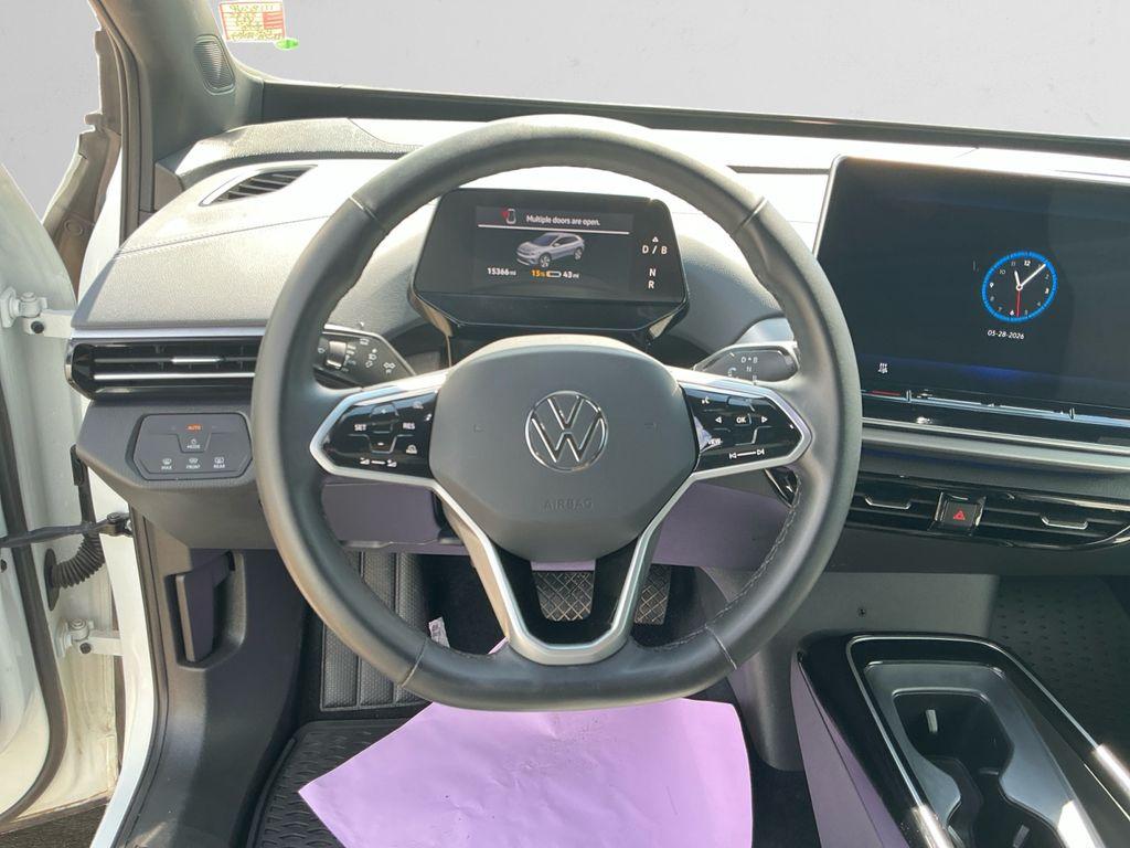 used 2025 Volkswagen ID.4 car, priced at $27,999