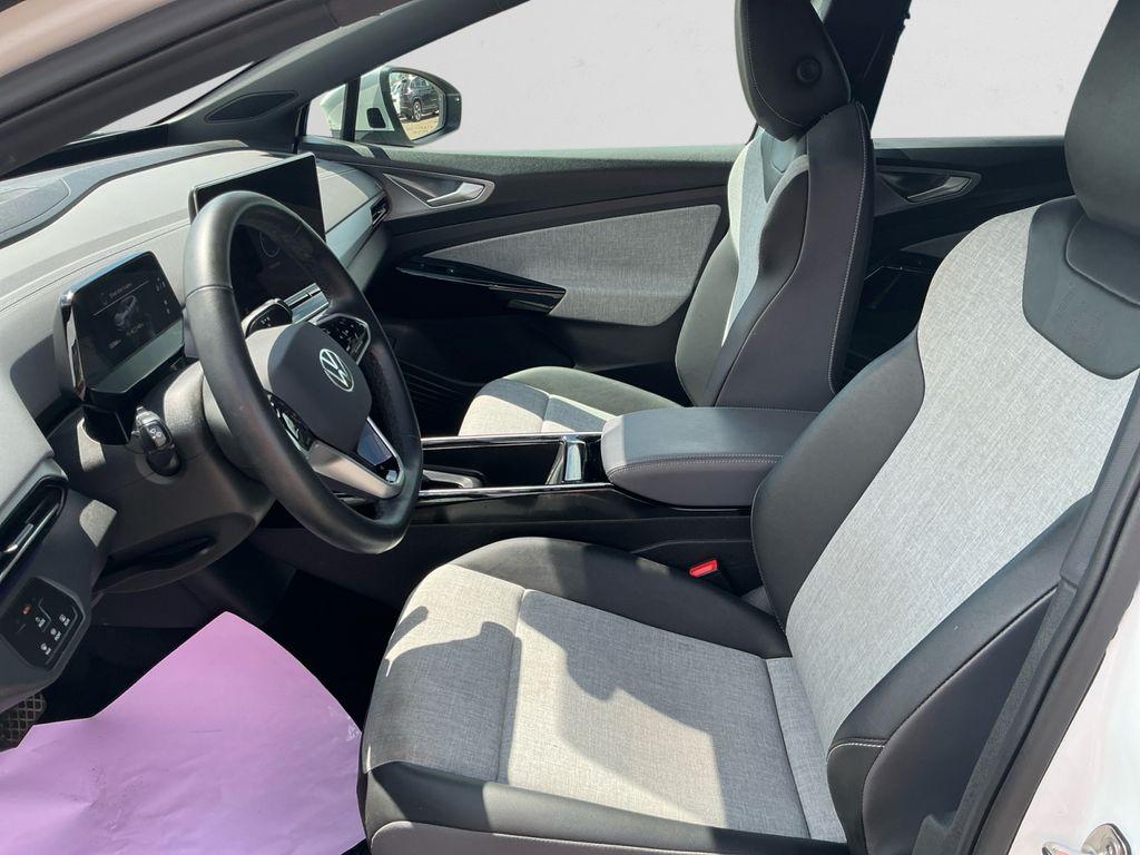 used 2025 Volkswagen ID.4 car, priced at $27,999