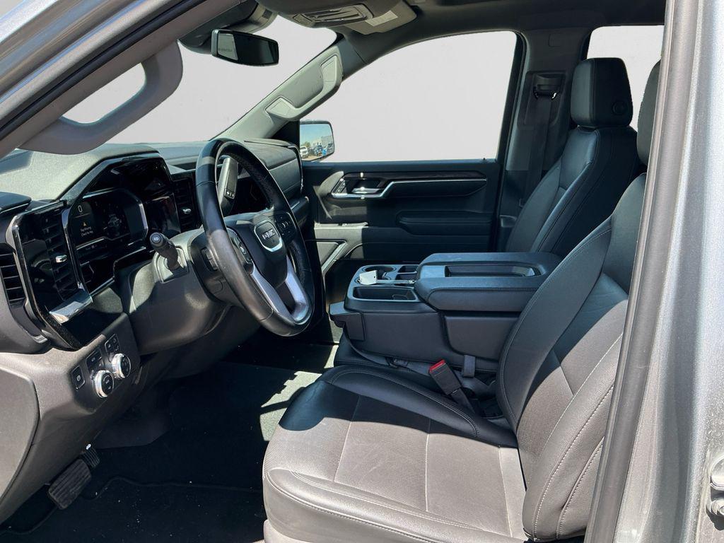 used 2025 GMC Sierra 1500 car, priced at $44,669