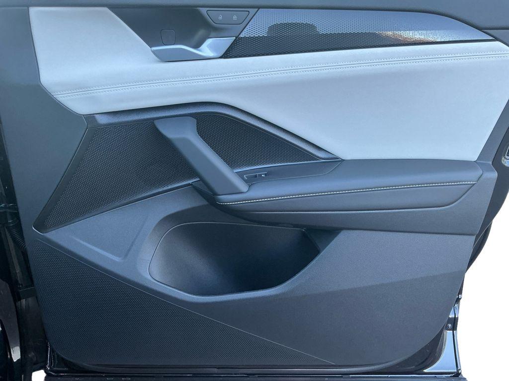 new 2026 Volkswagen Tiguan car, priced at $34,147