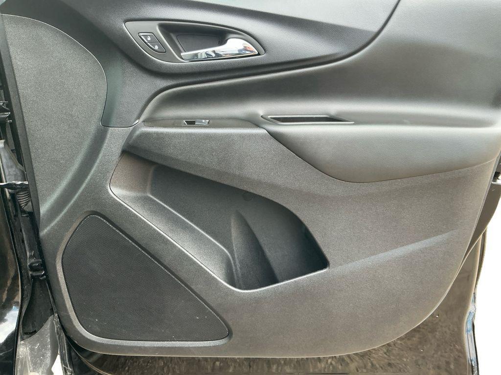 used 2024 Chevrolet Equinox car, priced at $20,494