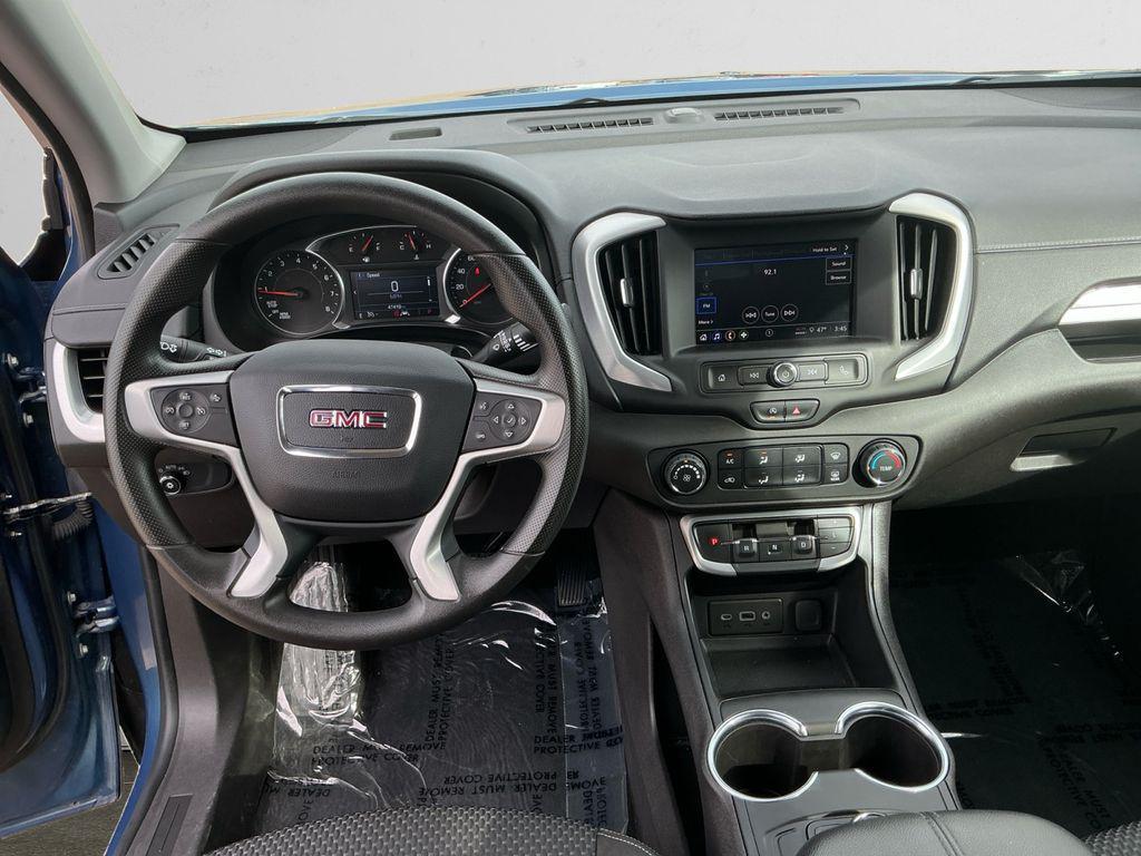 used 2024 GMC Terrain car, priced at $20,999