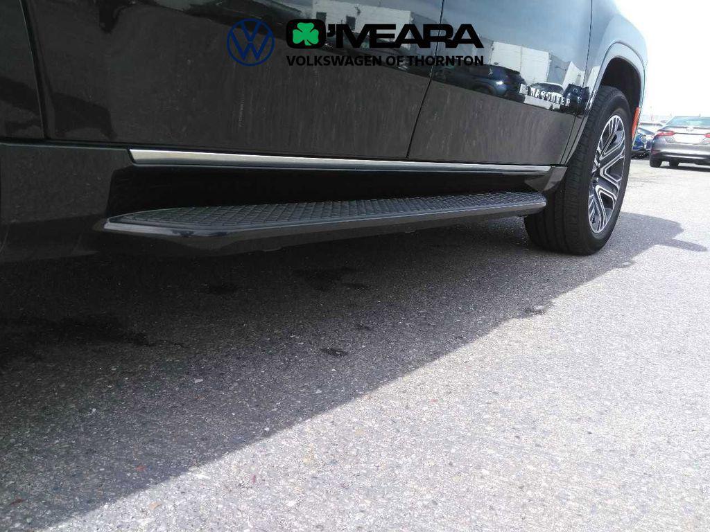 used 2024 Jeep Wagoneer car, priced at $45,698