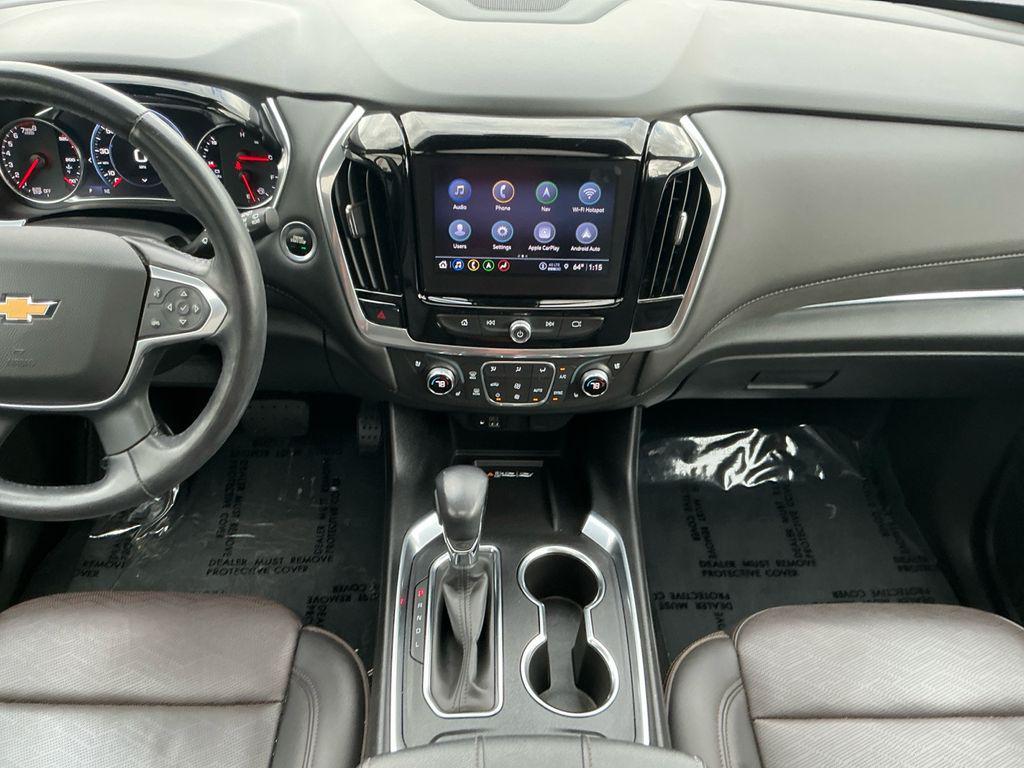 used 2022 Chevrolet Traverse car, priced at $32,598