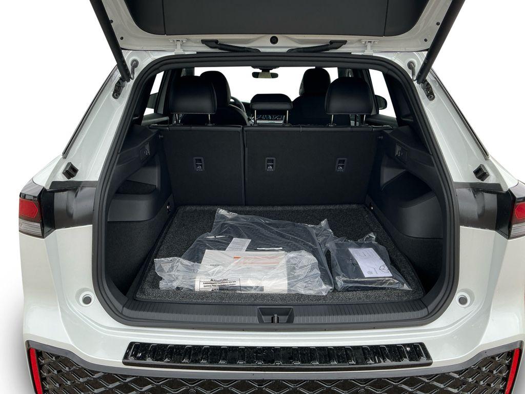 new 2026 Volkswagen Tiguan car, priced at $36,701