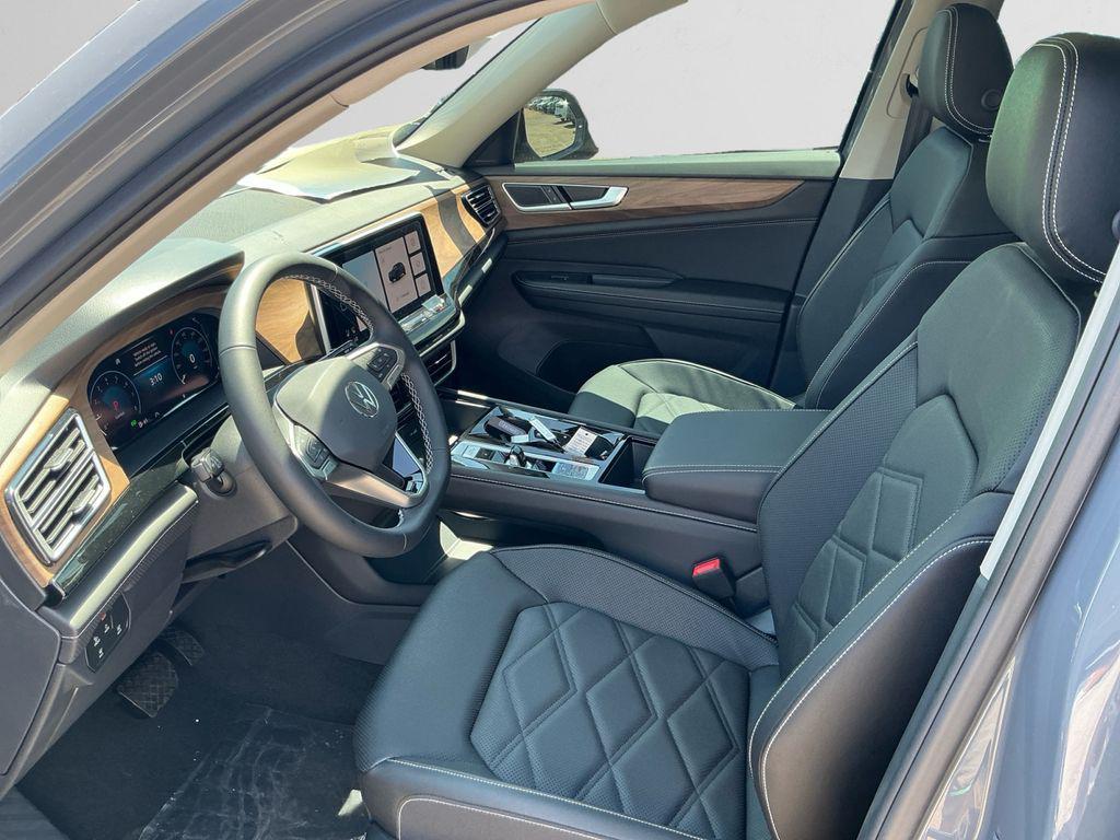 new 2026 Volkswagen Atlas car, priced at $45,984