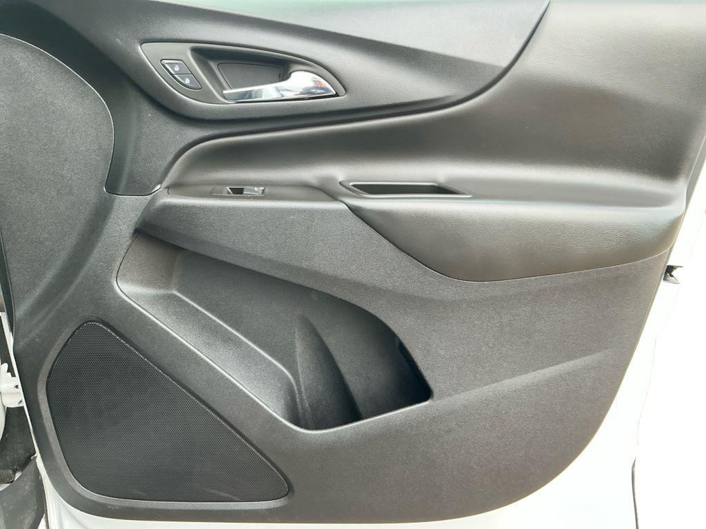 used 2024 Chevrolet Equinox car, priced at $19,598