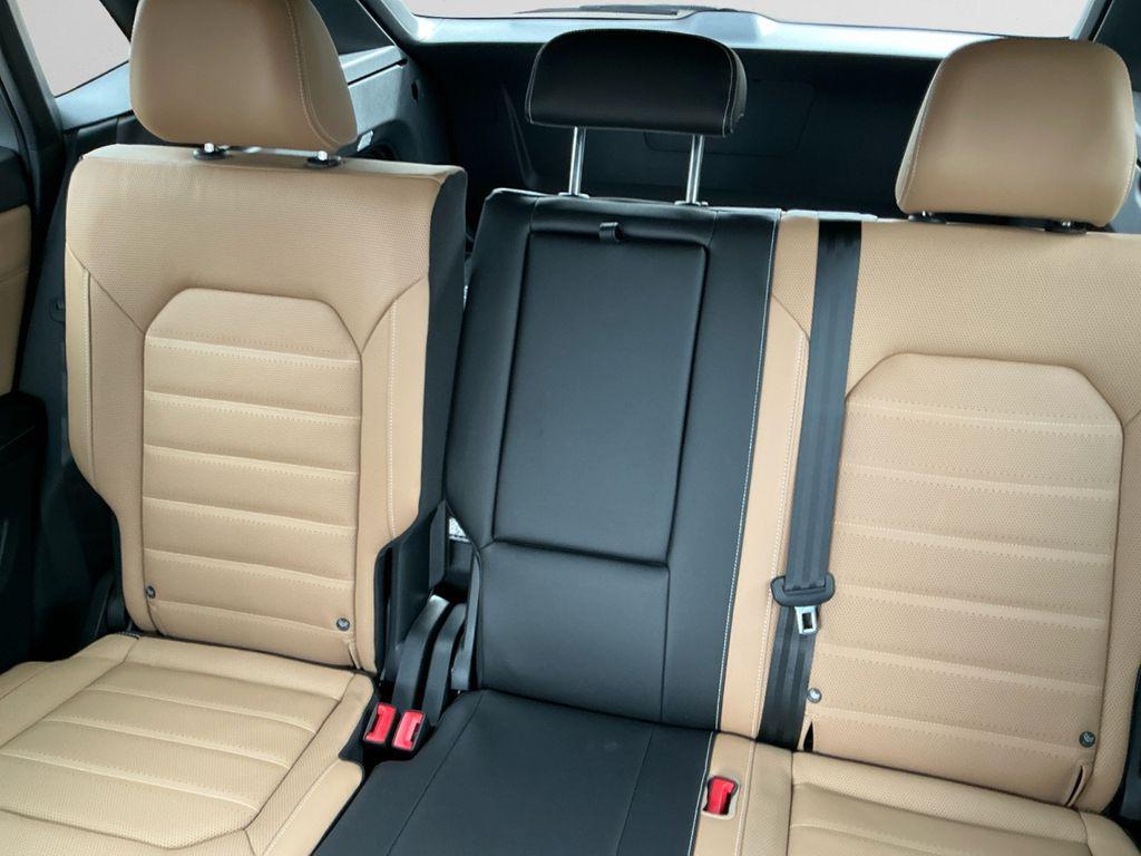 new 2026 Volkswagen Atlas Cross Sport car, priced at $47,323