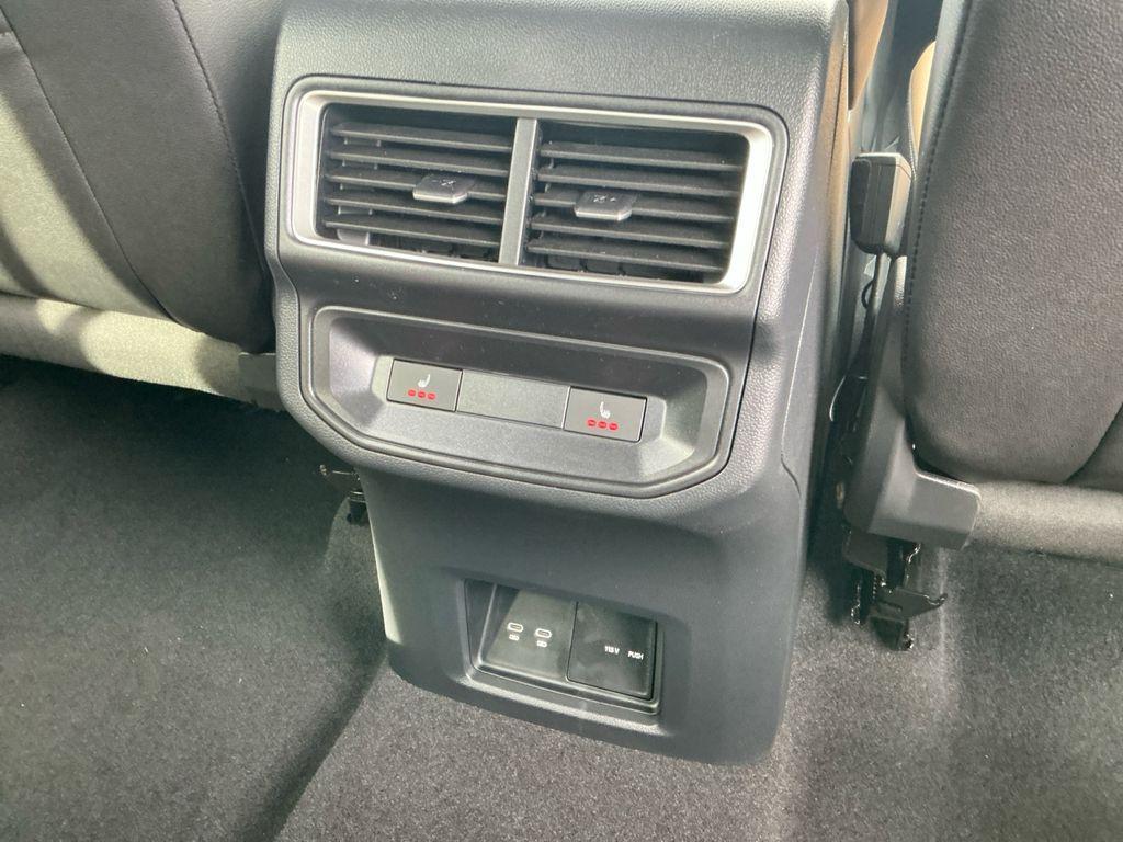 new 2026 Volkswagen Atlas Cross Sport car, priced at $47,323