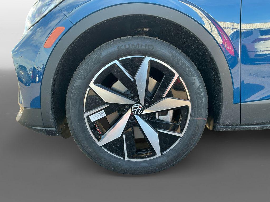 new 2026 Volkswagen ID.4 car, priced at $51,961