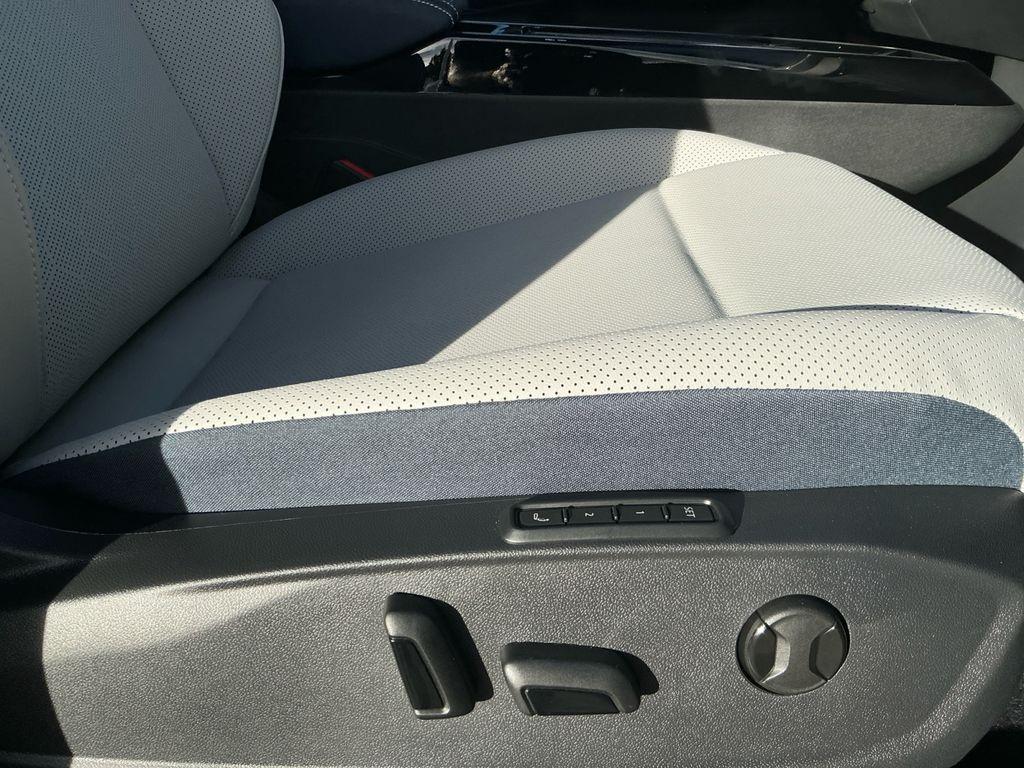 new 2026 Volkswagen ID.4 car, priced at $52,192