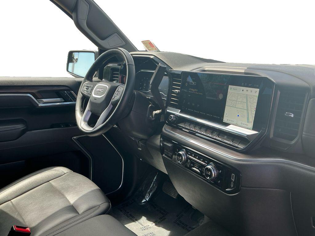 used 2025 GMC Sierra 1500 car, priced at $44,998