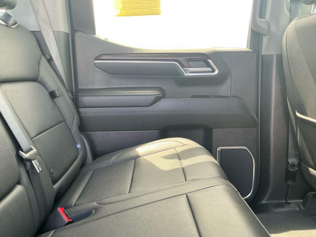 used 2025 GMC Sierra 1500 car, priced at $44,998
