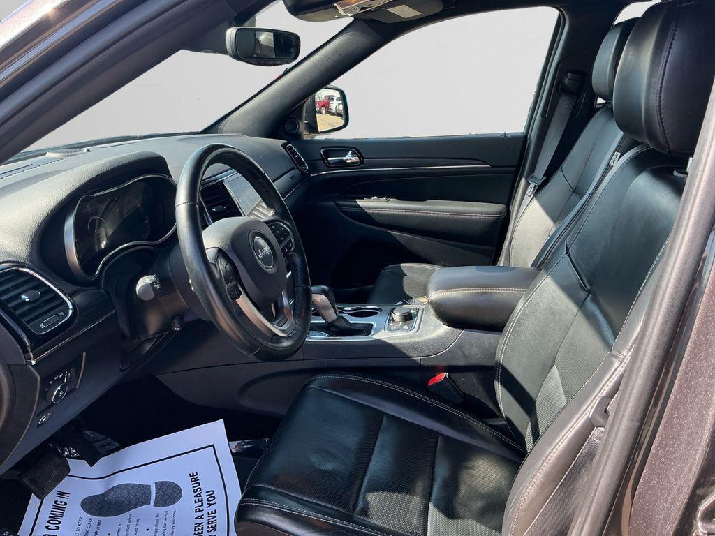 used 2021 Jeep Grand Cherokee car, priced at $22,998