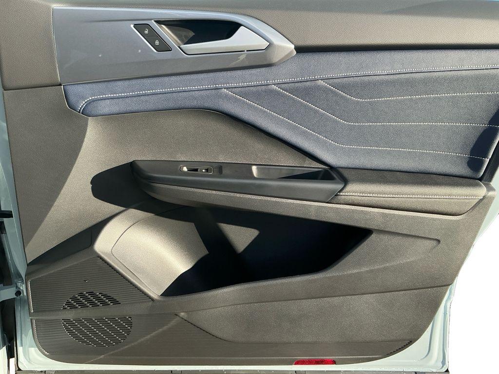 new 2026 Volkswagen Taos car, priced at $34,962