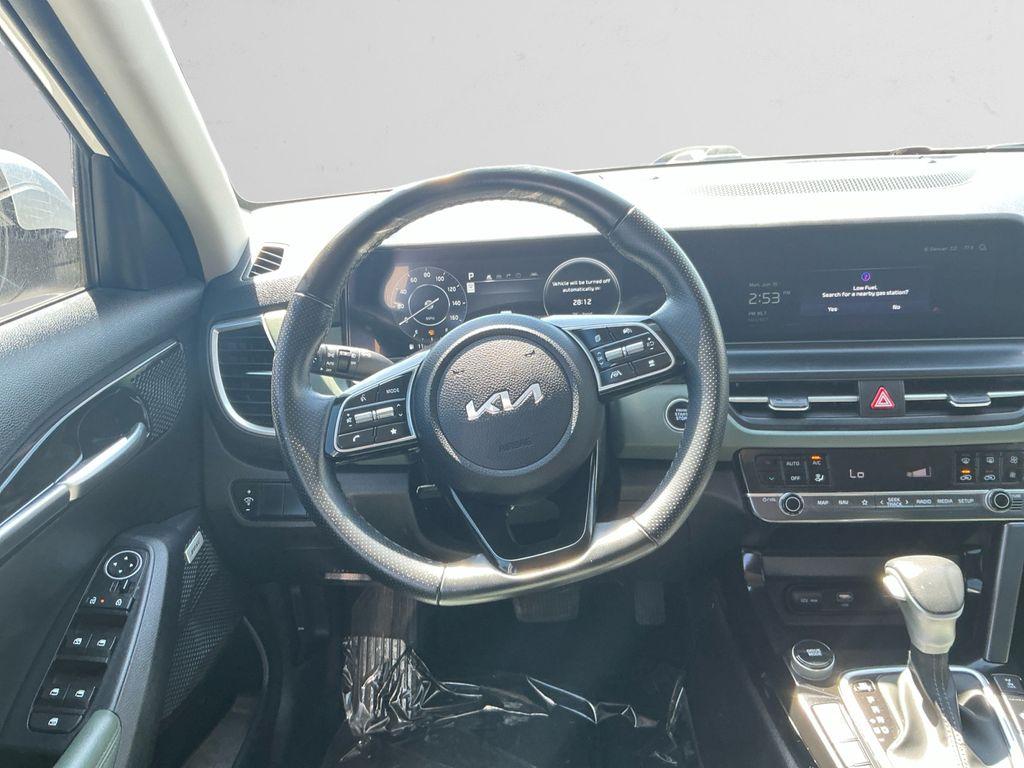used 2024 Kia Seltos car, priced at $24,397