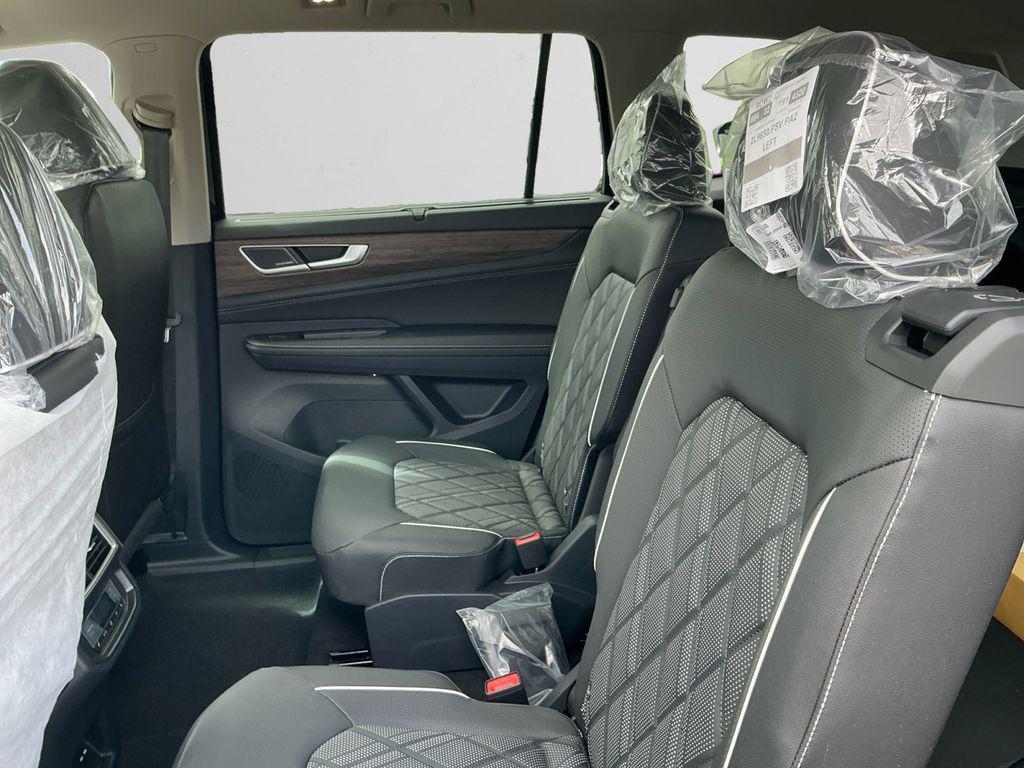 new 2026 Volkswagen Atlas car, priced at $50,920