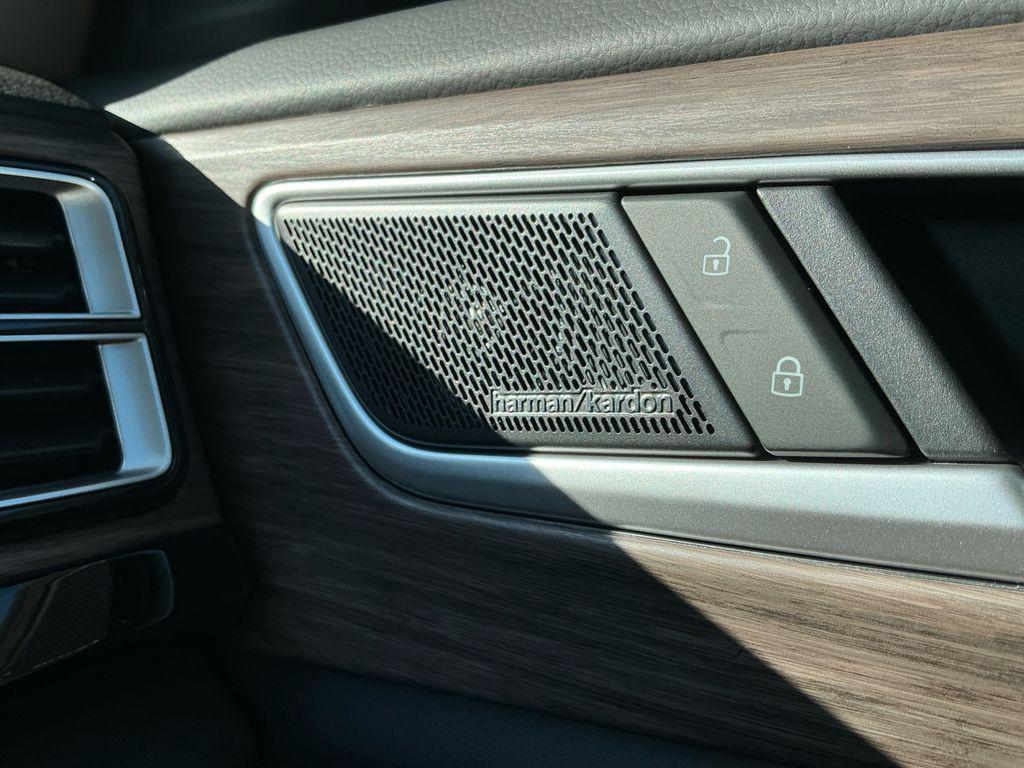 new 2026 Volkswagen Atlas car, priced at $51,351