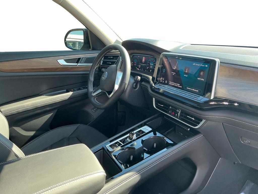 new 2026 Volkswagen Atlas car, priced at $43,713