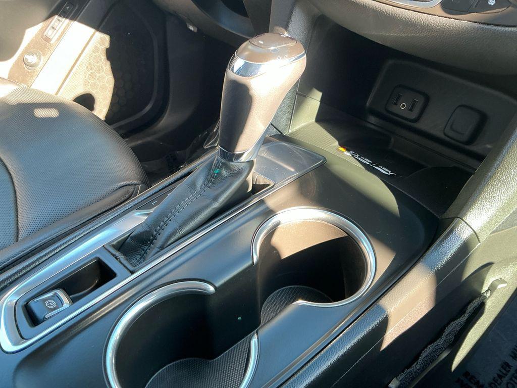 used 2018 Chevrolet Equinox car, priced at $14,989