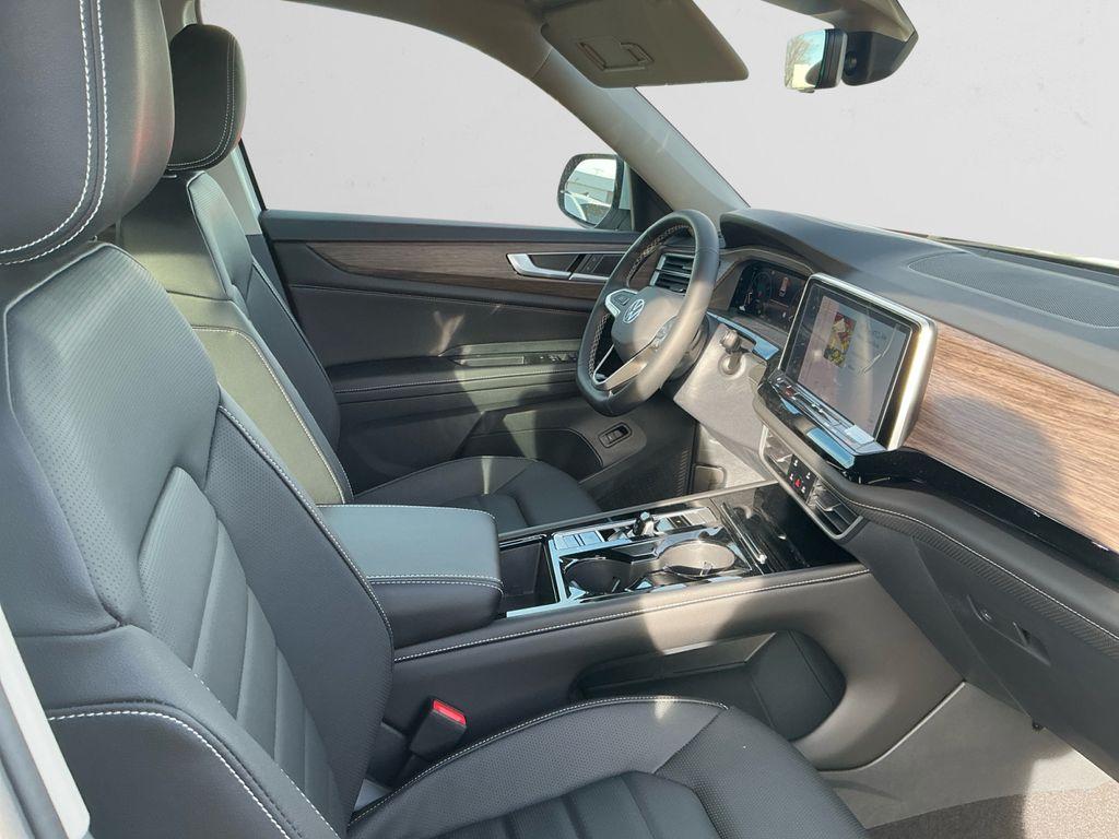 new 2026 Volkswagen Atlas car, priced at $46,587
