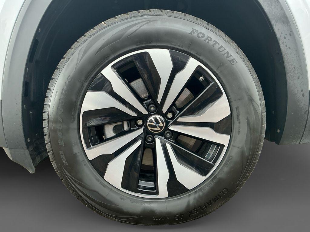used 2024 Volkswagen Atlas car, priced at $29,475