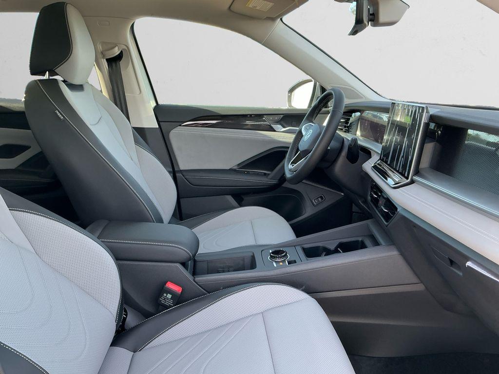 new 2026 Volkswagen Tiguan car, priced at $33,731