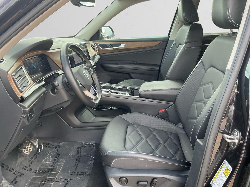 used 2025 Volkswagen Atlas car, priced at $29,350