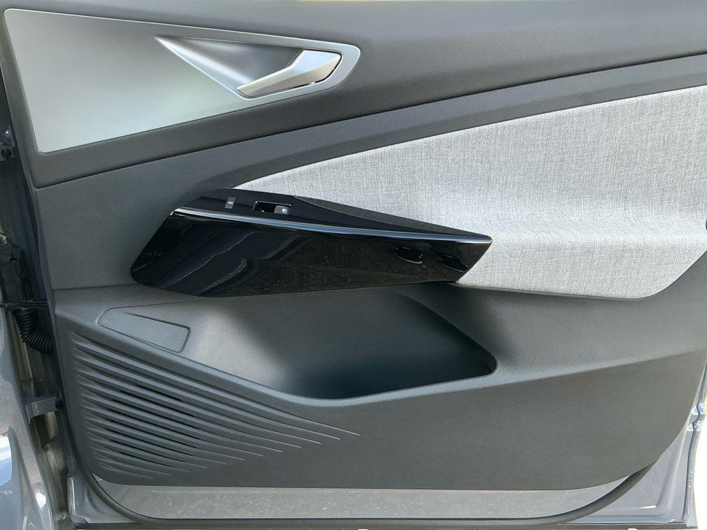 new 2026 Volkswagen ID.4 car, priced at $46,861