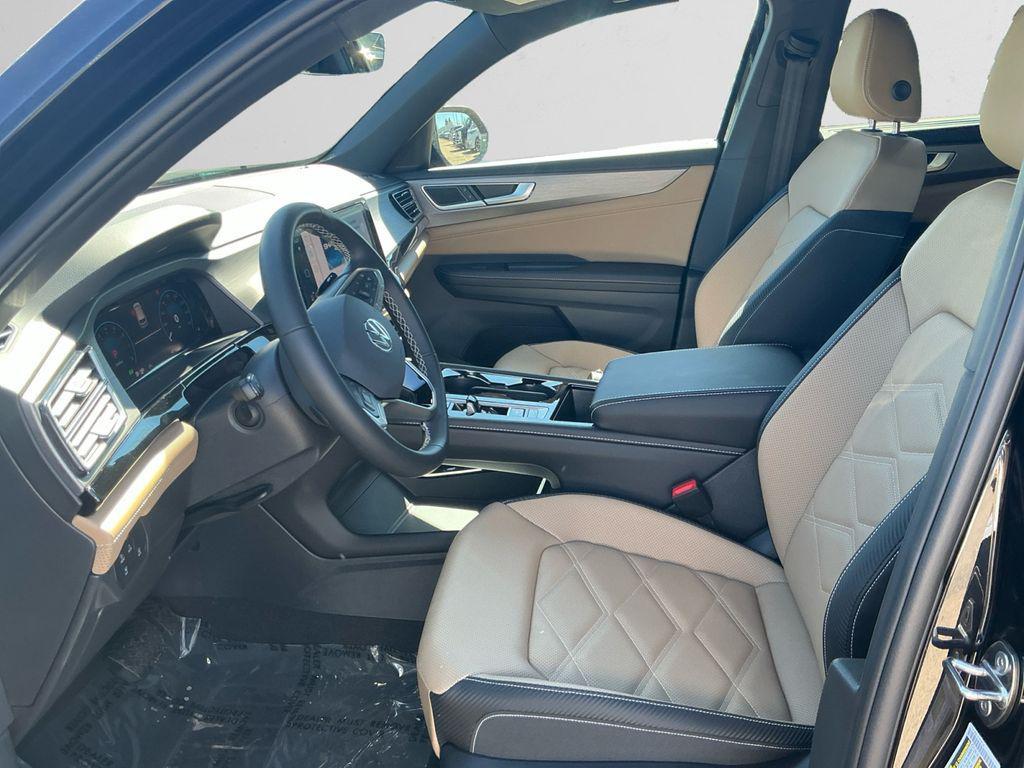 new 2026 Volkswagen Atlas Cross Sport car, priced at $42,654