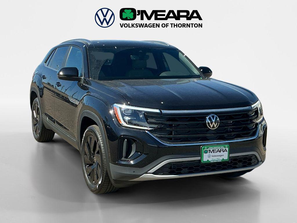new 2026 Volkswagen Atlas Cross Sport car, priced at $42,654